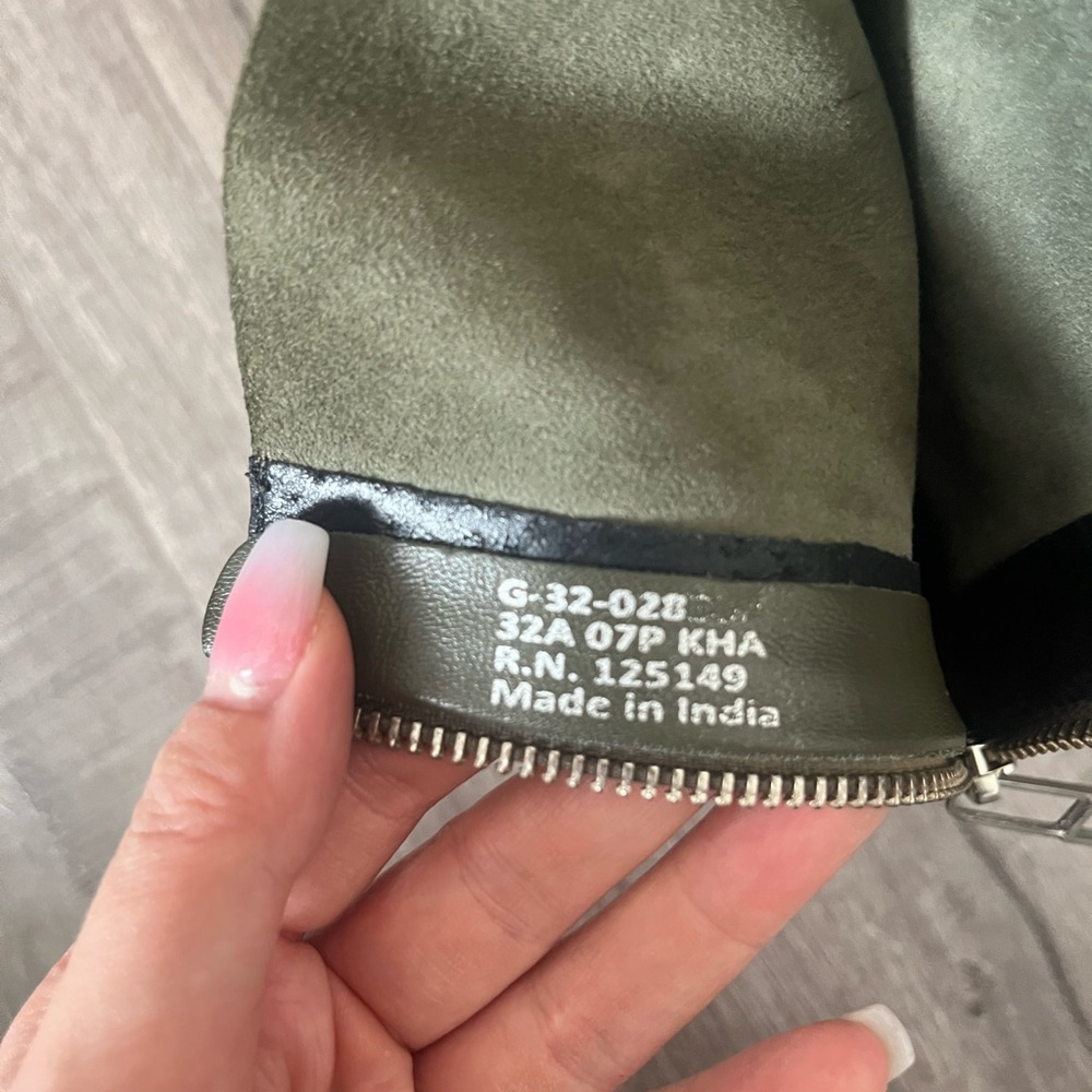 Topshop Olive Green Leather Ankle Boots with Silver Trim - Picture 5 of 6